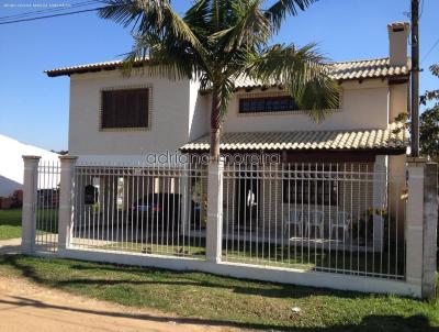 Casa para Venda, em Viamão, bairro Fiuza, 2 dormitórios, 2 banheiros, 1 suíte, 2 vagas